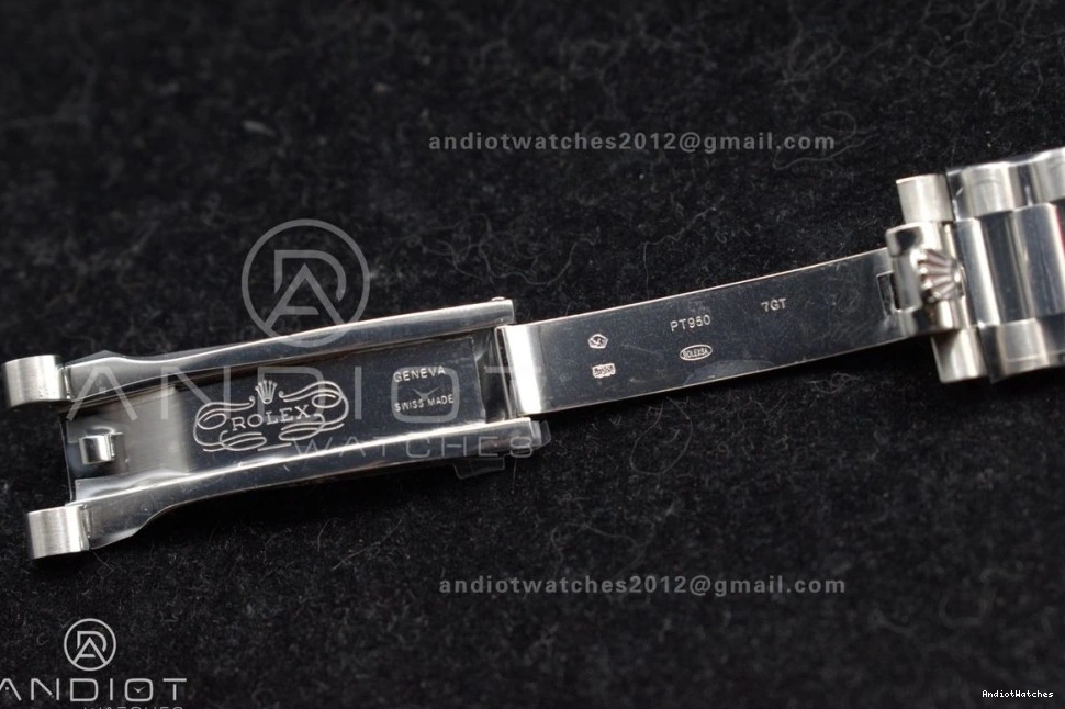 A Weight Crystal Black Dial 40 GSF on Bracelet SS Gain DayDate 718 President Bright 1002